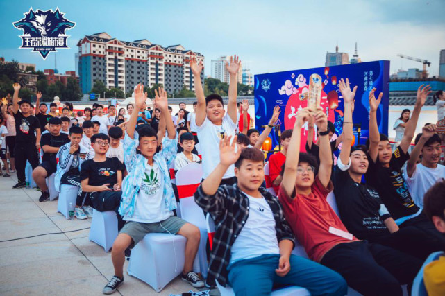 与挥棒机制